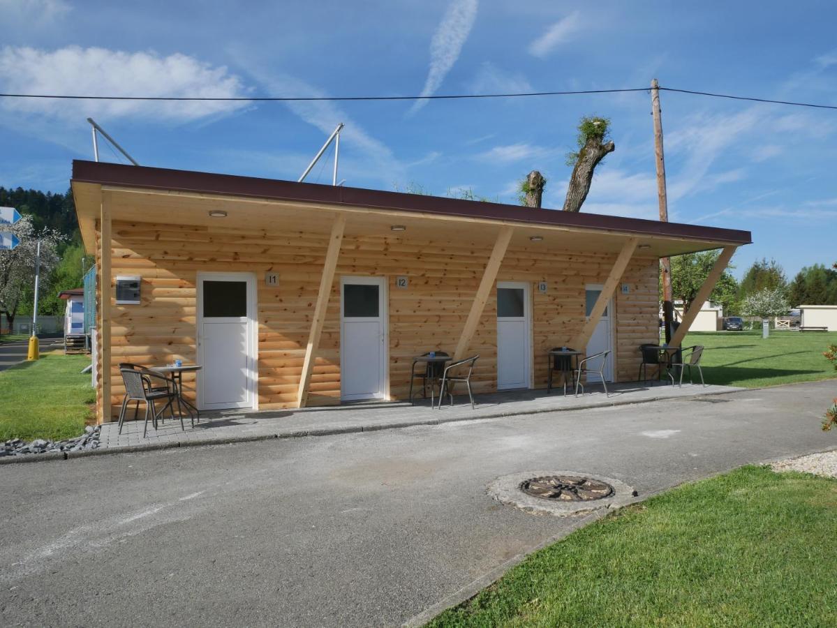 Camping Roznov Rožnov pod Radhoštěm Extérieur photo